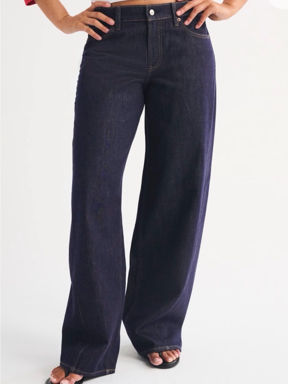 Abercrombie & Fitch Curve Love Low Rise Ultra Loose Jeans Size 28 Long
